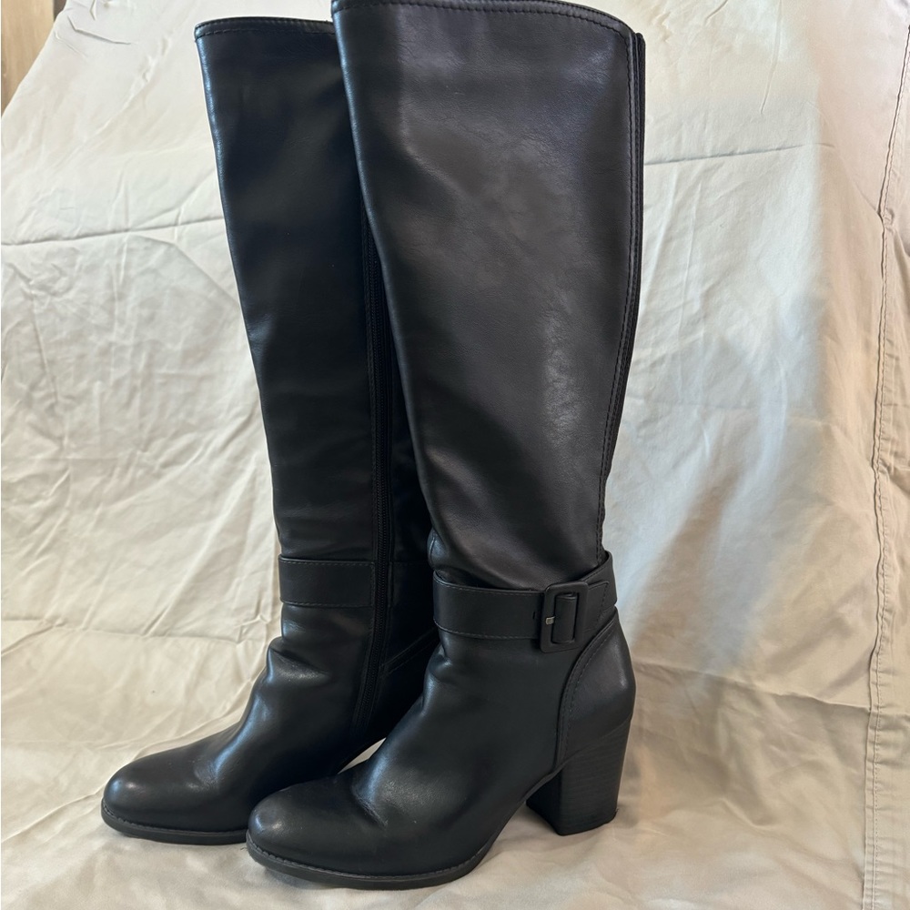Black Boots